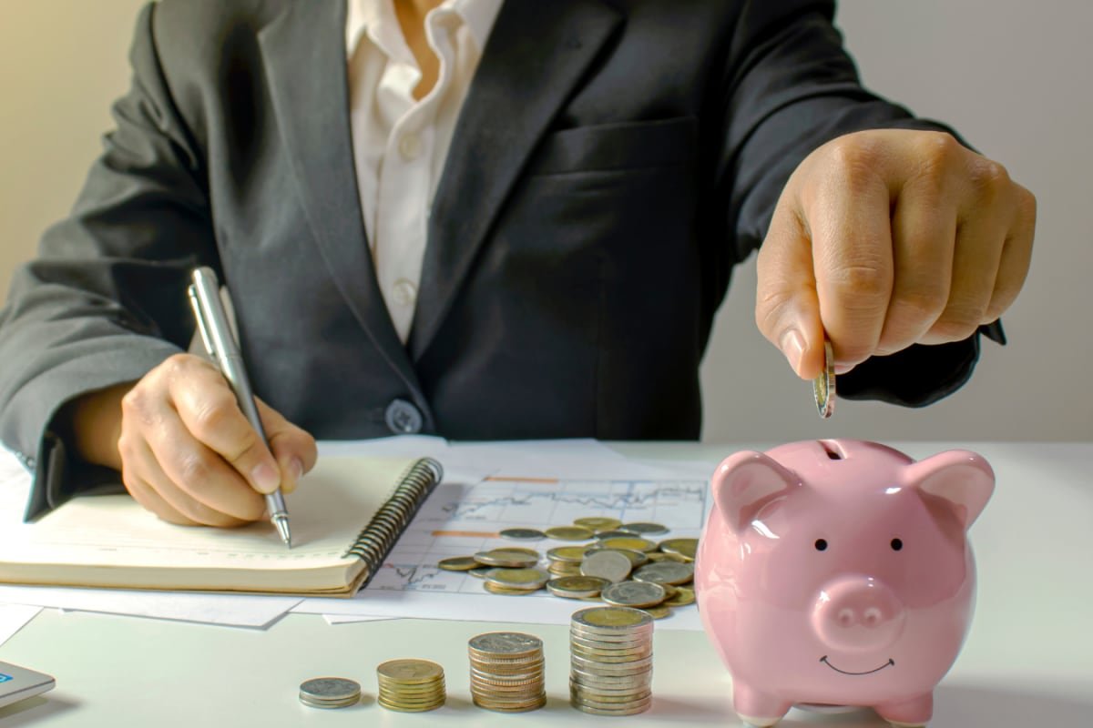 FD Interest Rate Comparison Between Banks: Top Lenders Offering Up To 7.85% Returns