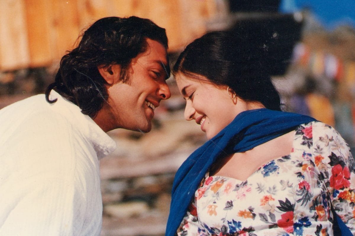 Vidhu Vinod Chopra Kept Bobby Deols Kareeb Co-Star Shabana Hidden: He Wanted The World To See Her Only...