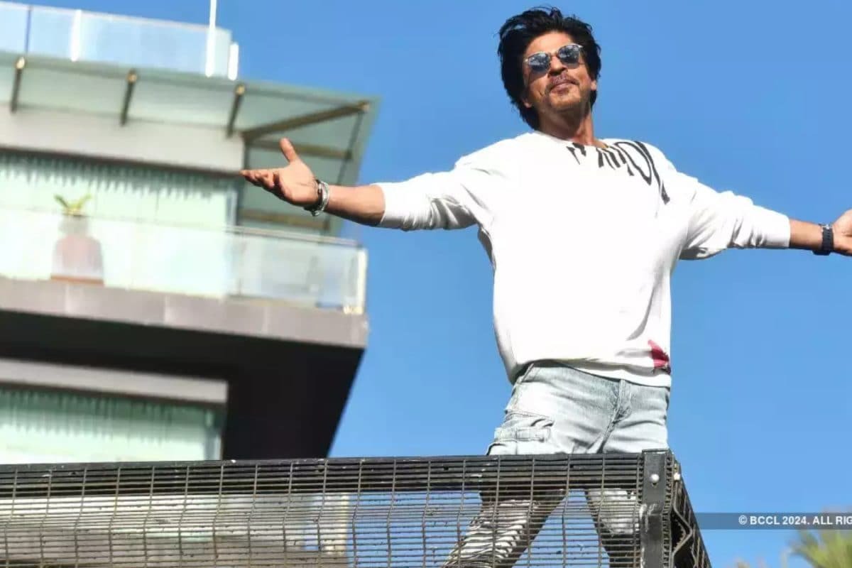 Shah Rukh Khan To Move Out Of Mannat With Gauri And Kids Aryan, Suhana And AbRam | All About His New Address