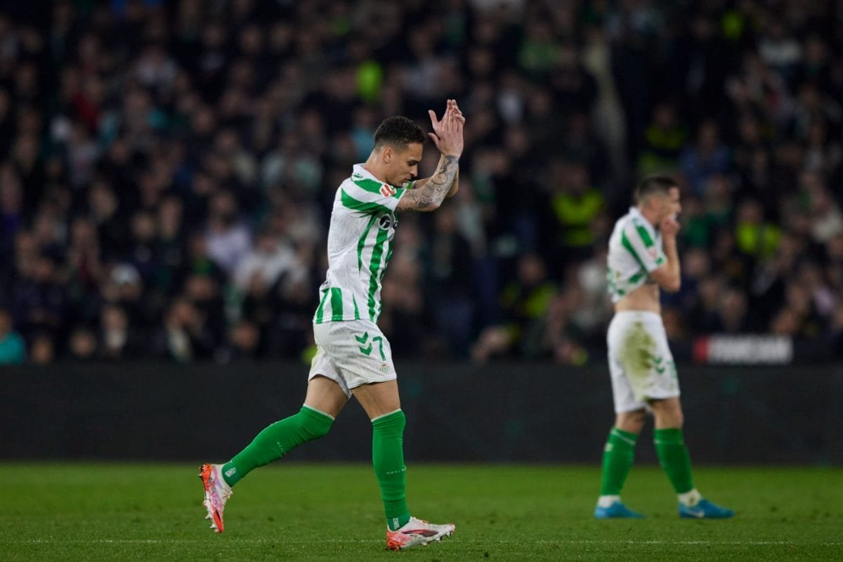 He Wasnt The Problem, Man Utd Was: Internet Reacts To Antonys Impressive Real Betis Debut