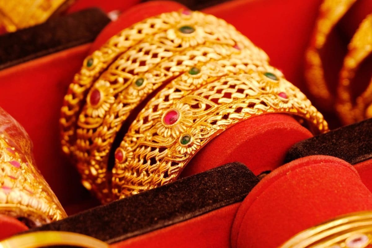 India Needs Long-Term Gold Policy, Says SBI Report Amid Global Gold Rush