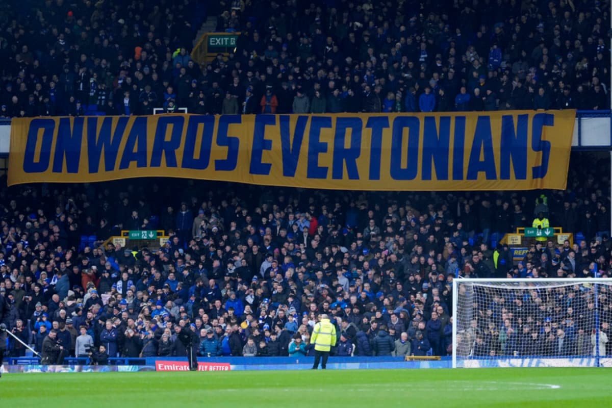 Evertons Goodison Park Set For Emotional Last Merseyside Derby Against Liverpool