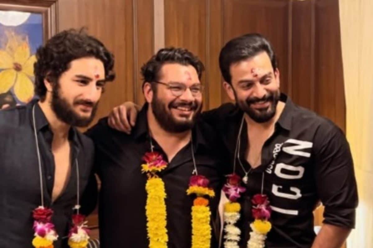 Sarzameen: Ibrahim Ali Khan Drops Unseen BTS Pic With Prithviraj And Kayoze Irani