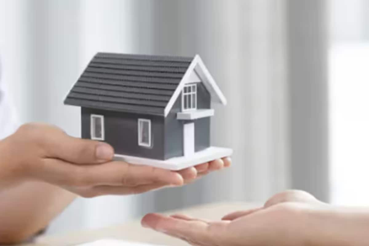 How A Smart SIP Strategy Can Help You Make Your Home Loan Virtually Interest-Free