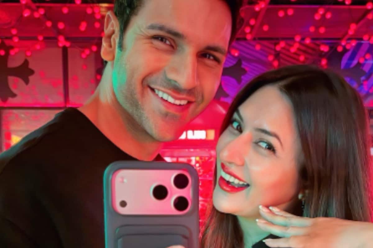 Divyanka Tripathi Celebrates Vivek Dahiya’s Birthday In China: ‘Late Night Partying To Exploring Gadgets’