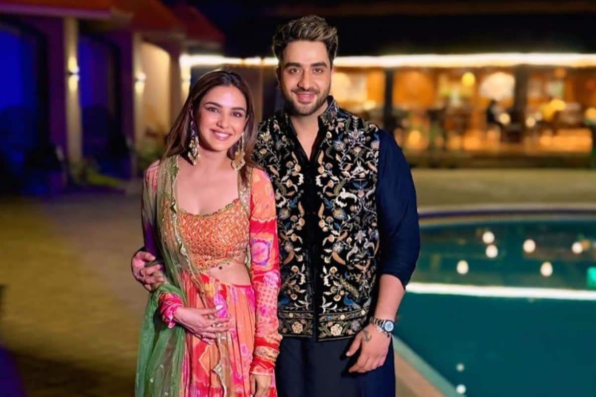 Jasmin Bhasins Sikh Family Advised Her To Never Compromise In Relationship With Aly Goni