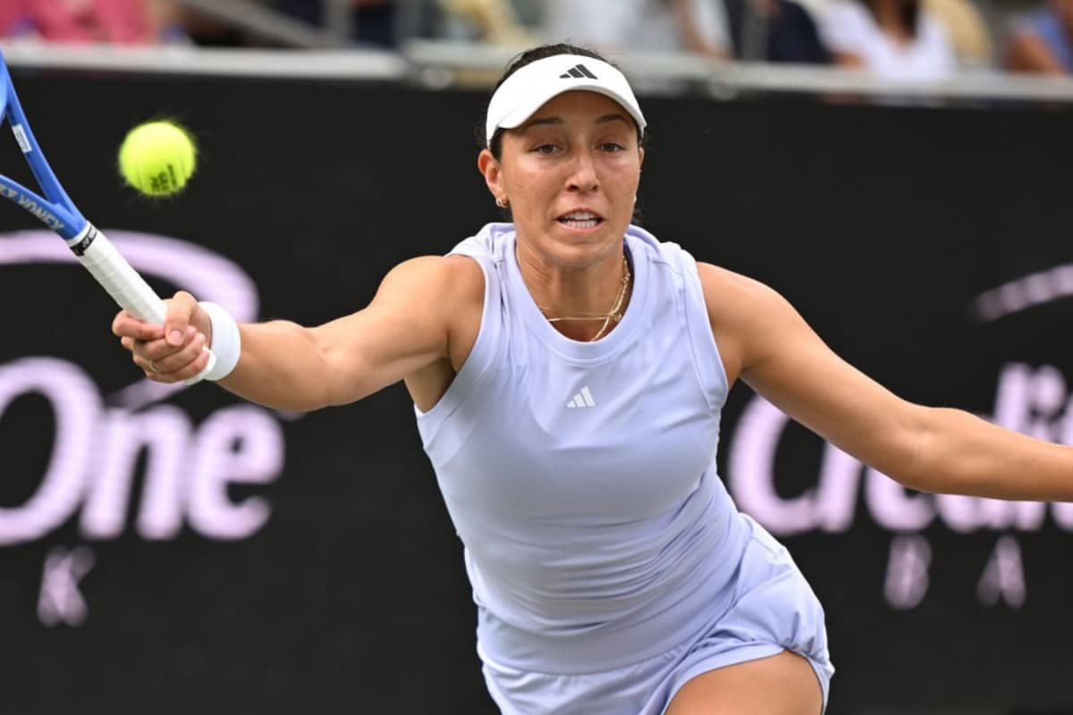 Top Seed Jessica Pegula Rallies To Oust Defending Champ Danielle Collins In Charleston