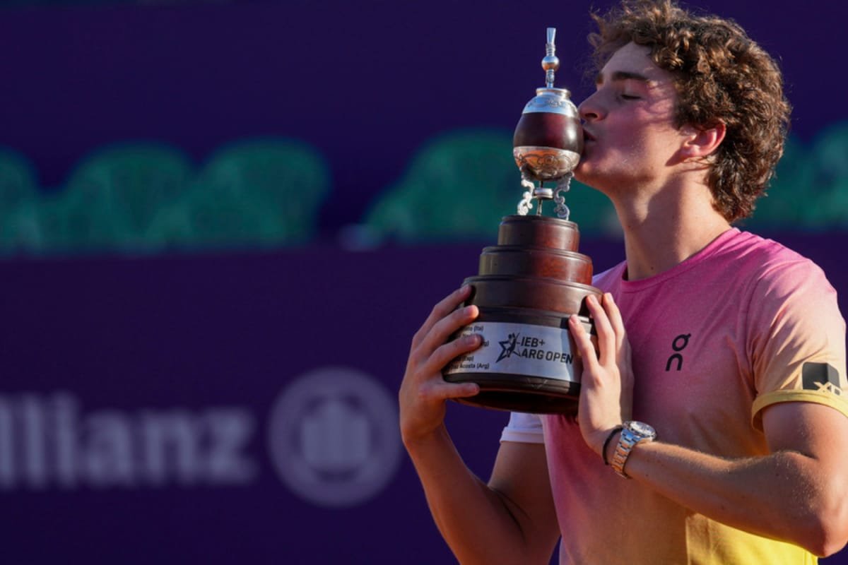 18-Year-Old Joao Fonseca Makes History With Argentina Open Triumph