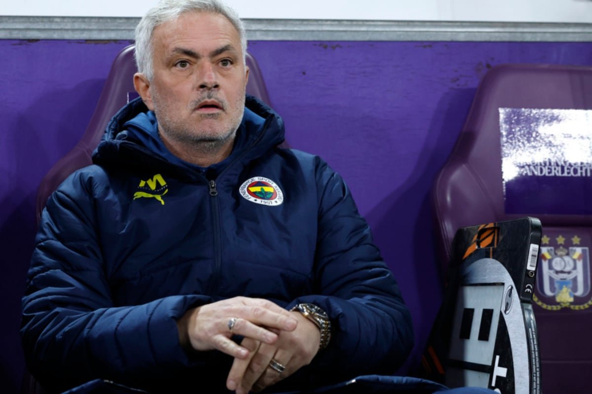 Galatasaray Accuse Fenerbahces Jose Mourinho Of Racist Statements After Derby