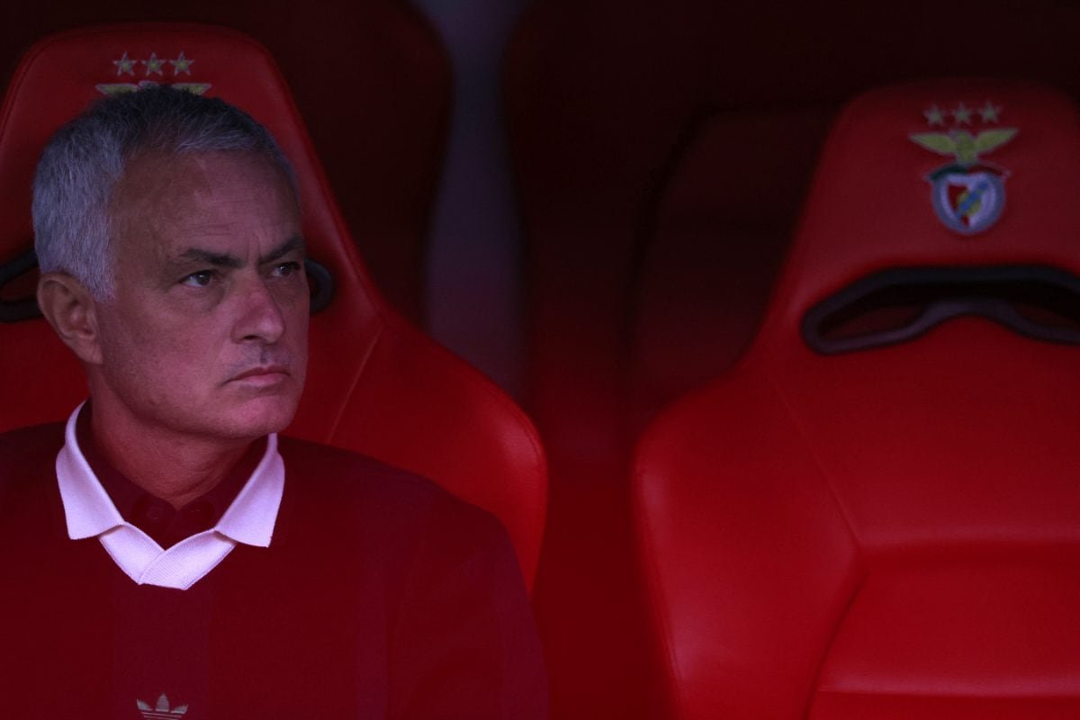 Jose Mourinho Officially Unveiled As New Benfica Boss; Returns After 25 Years