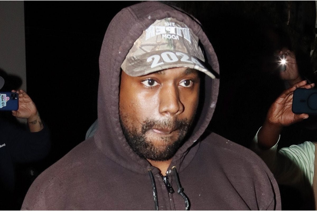 Kanye West Fans Chant For Refund After Chaotic Shanghai Concert | Viral Video