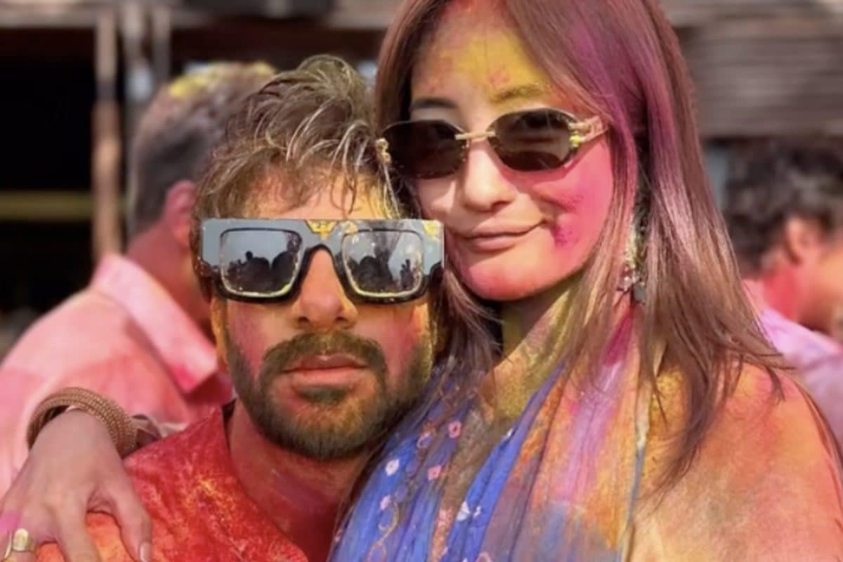 Karan Veer Mehra, Chum Darang Celebrate First Holi Together, Share Cozy Moments At Ankitas Party | Watch