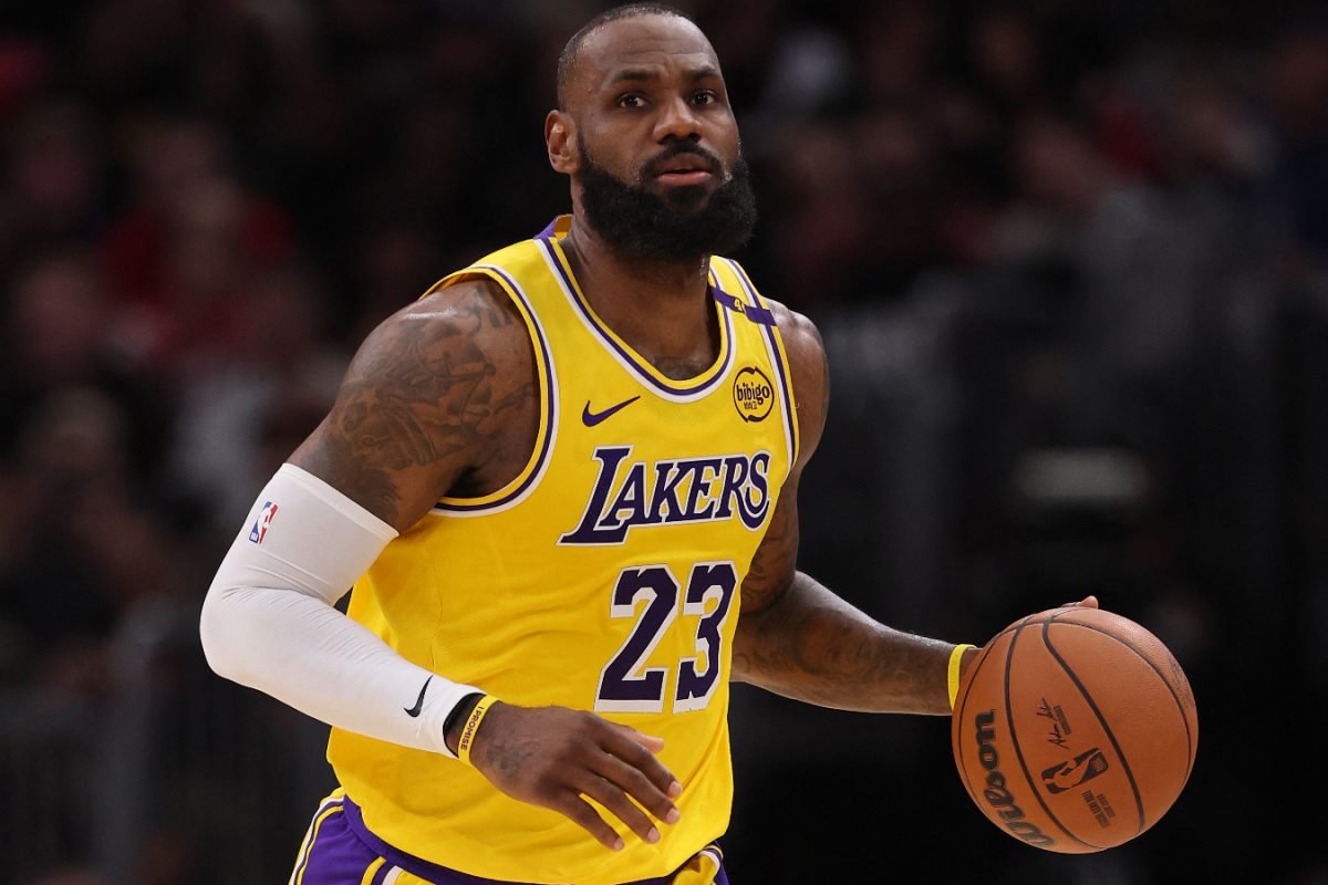 LeBron James Expected To Stay With LA Lakers For 2025-26 Season: Report