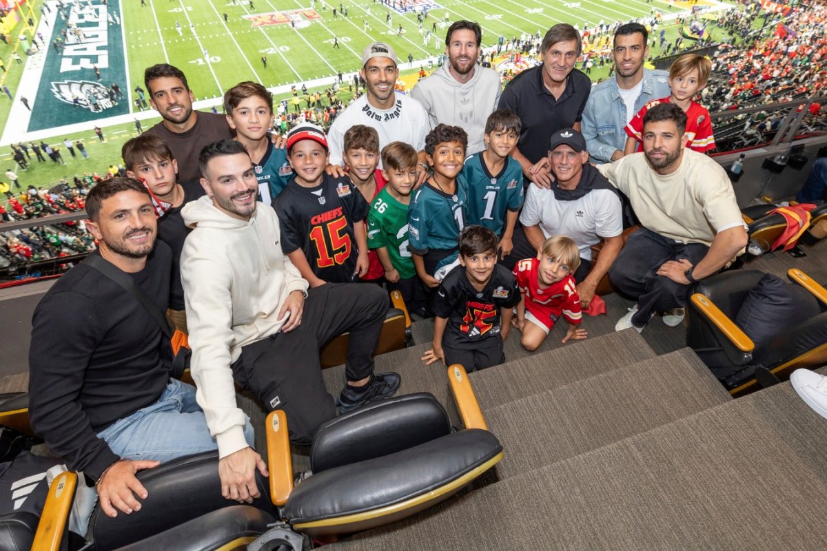 Lionel Messi’s Super Bowl Appearance Dominates Social Media, Fans Say He Is Bigger Than The NFL