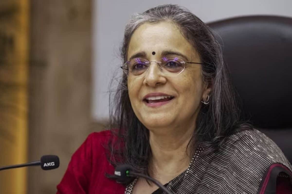 Madhabi Puri Buch Gets Relief As Bombay HC Stays FIR Order Against Ex-Sebi Chief, Says FIR Order Mechanical