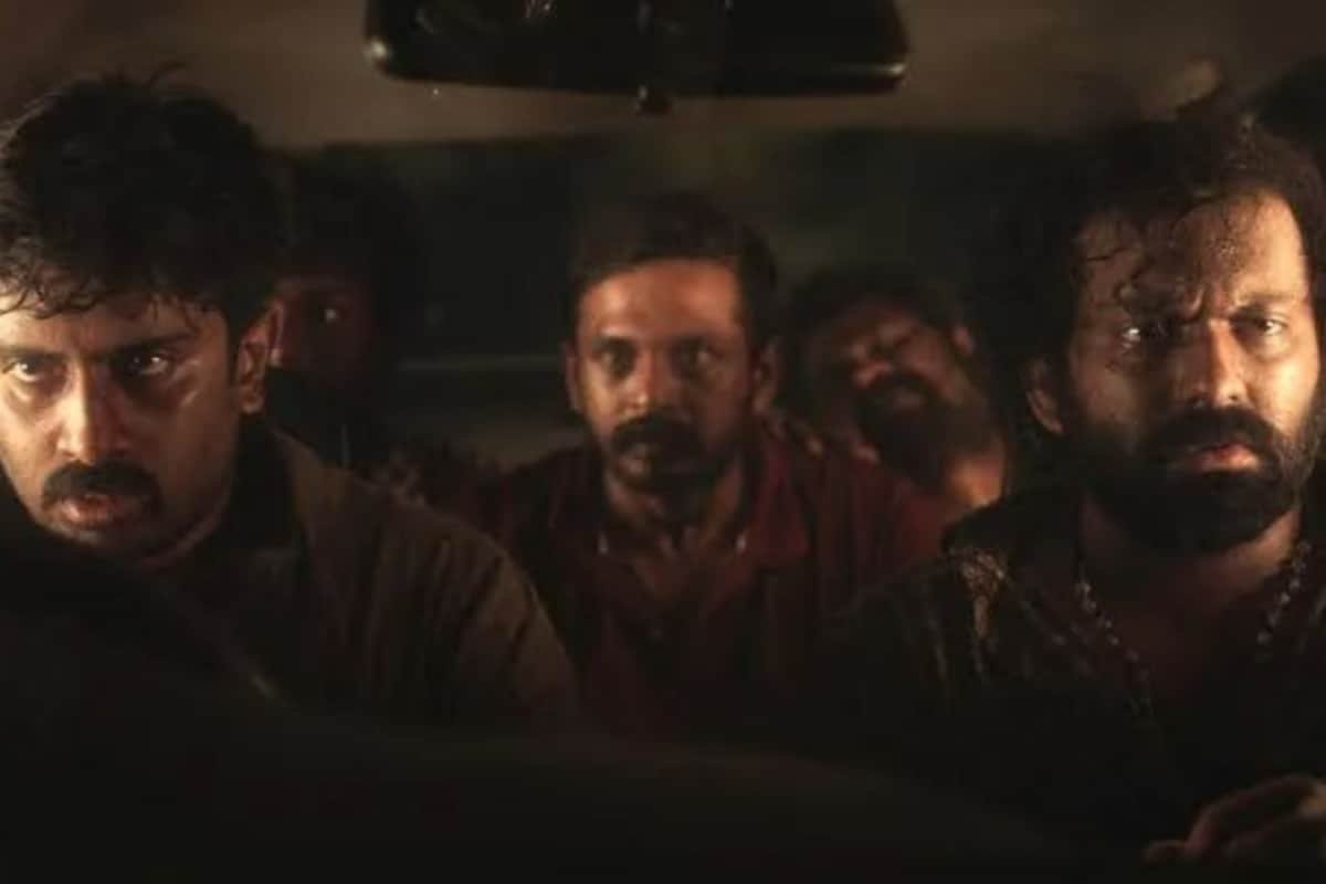 Manidhargal Review: A Short-Film Idea Uncomfortably Stretched Into A Feature