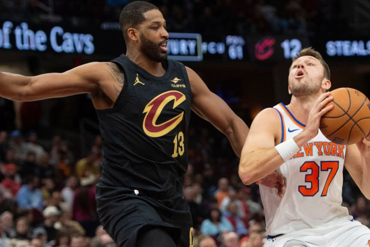 NBA: Cleveland Cavaliers Crush New York Knicks, Oklahoma City Thunder Roll