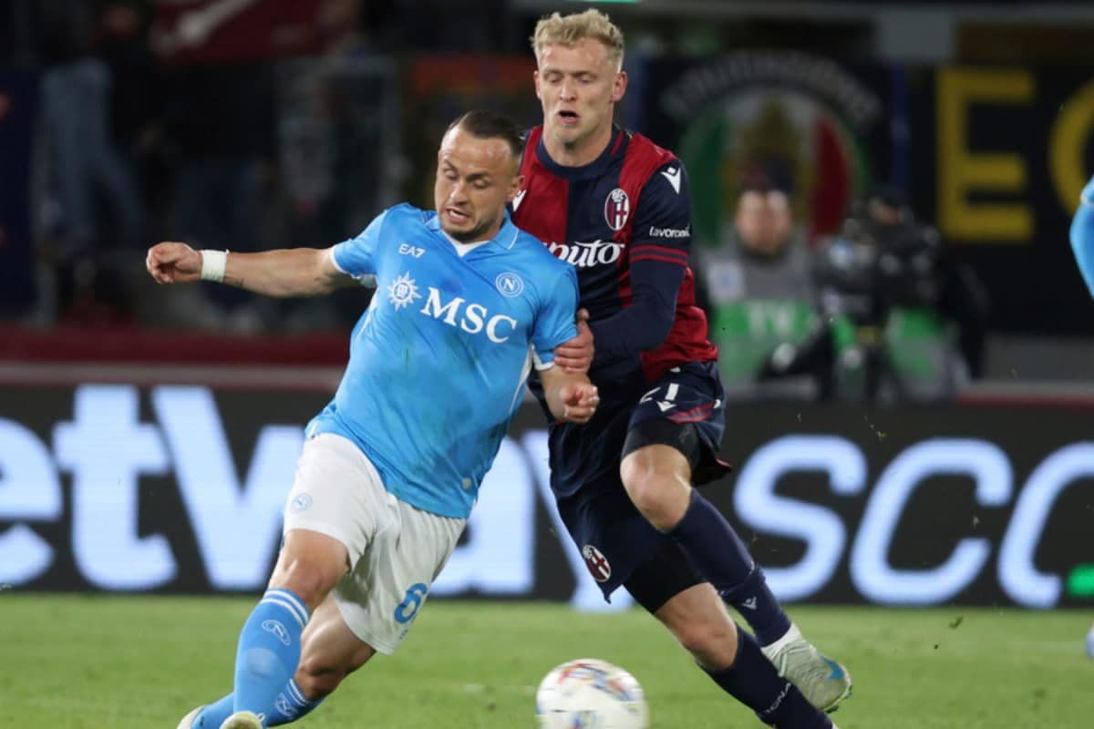 Napoli Give Serie A Leaders Inter Milan Reprieve With Bologna Draw