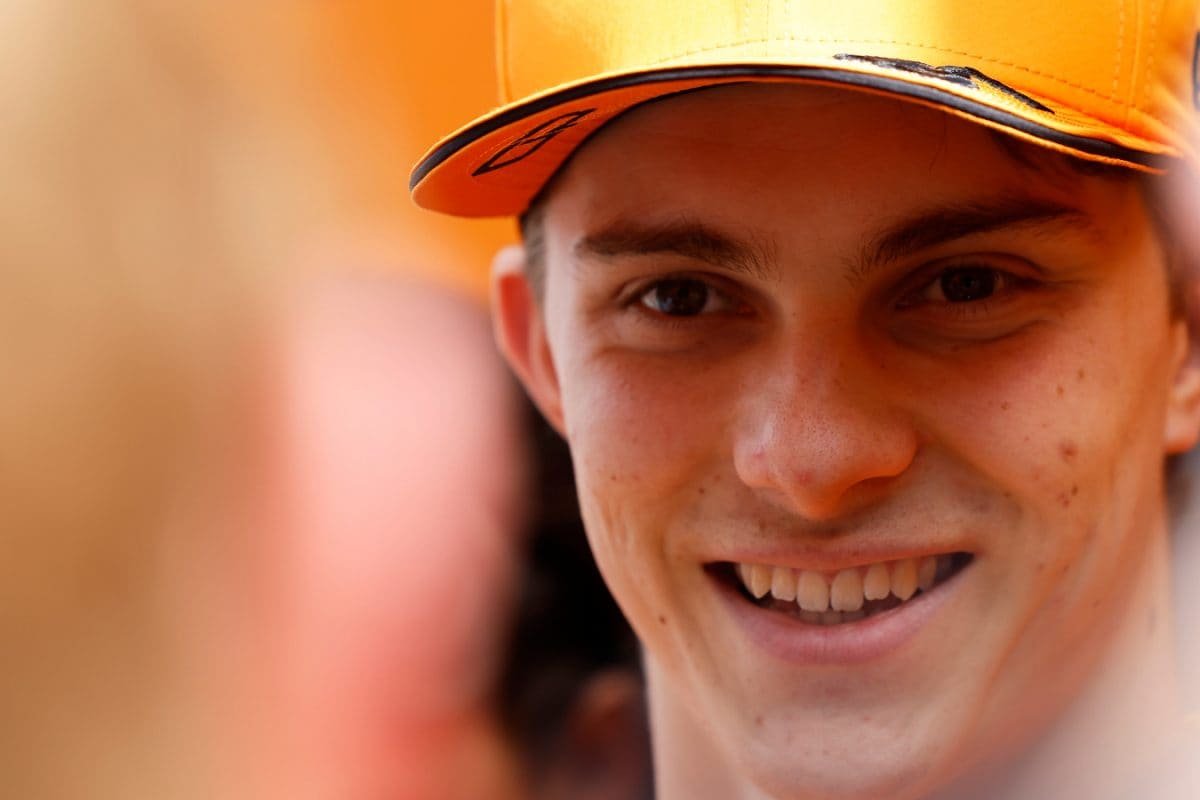 Oscar Piastri Signs Long-Term Extension With McLaren