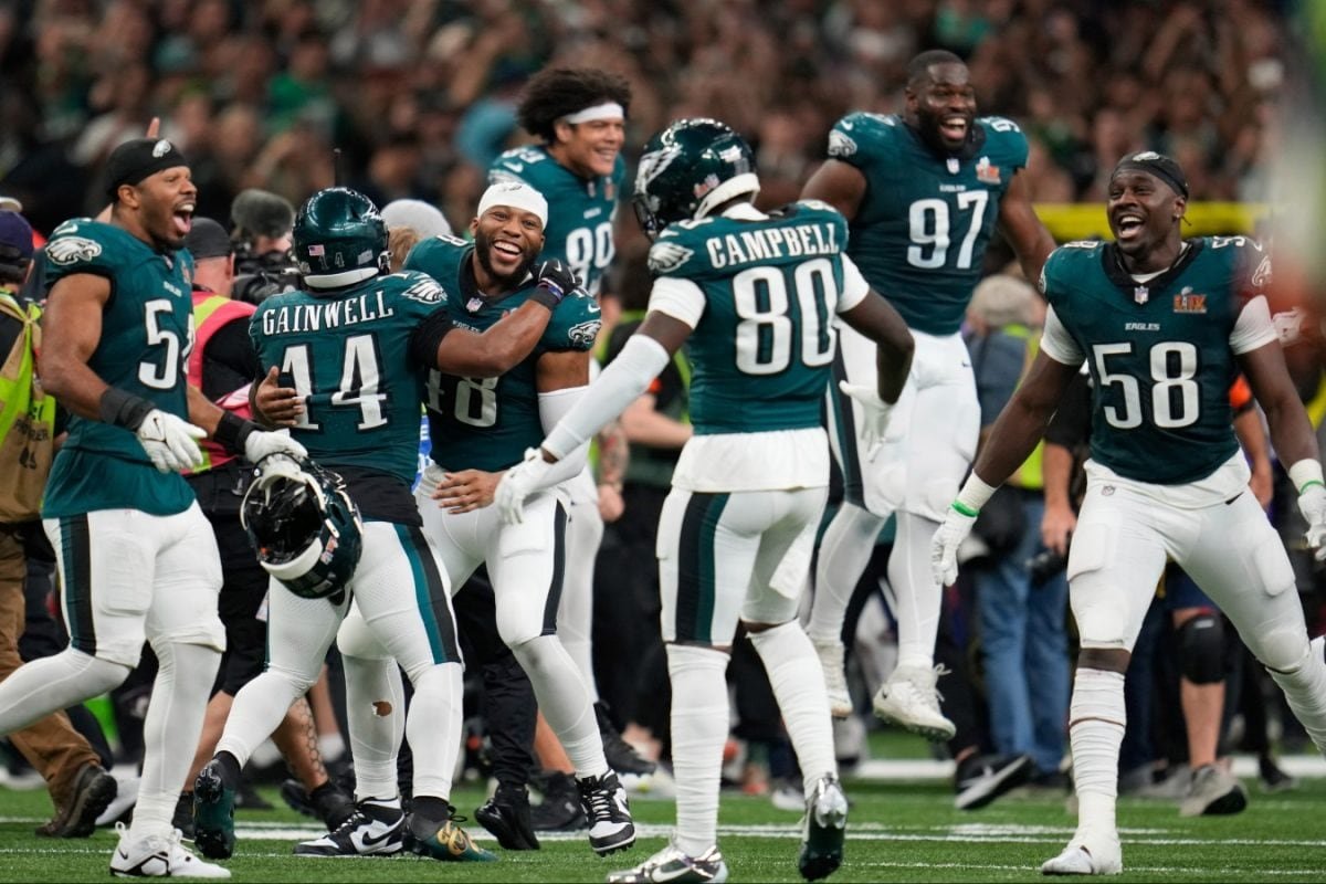 Philadelphia Eagles Crush Kansas City Chiefs To Win Super Bowl