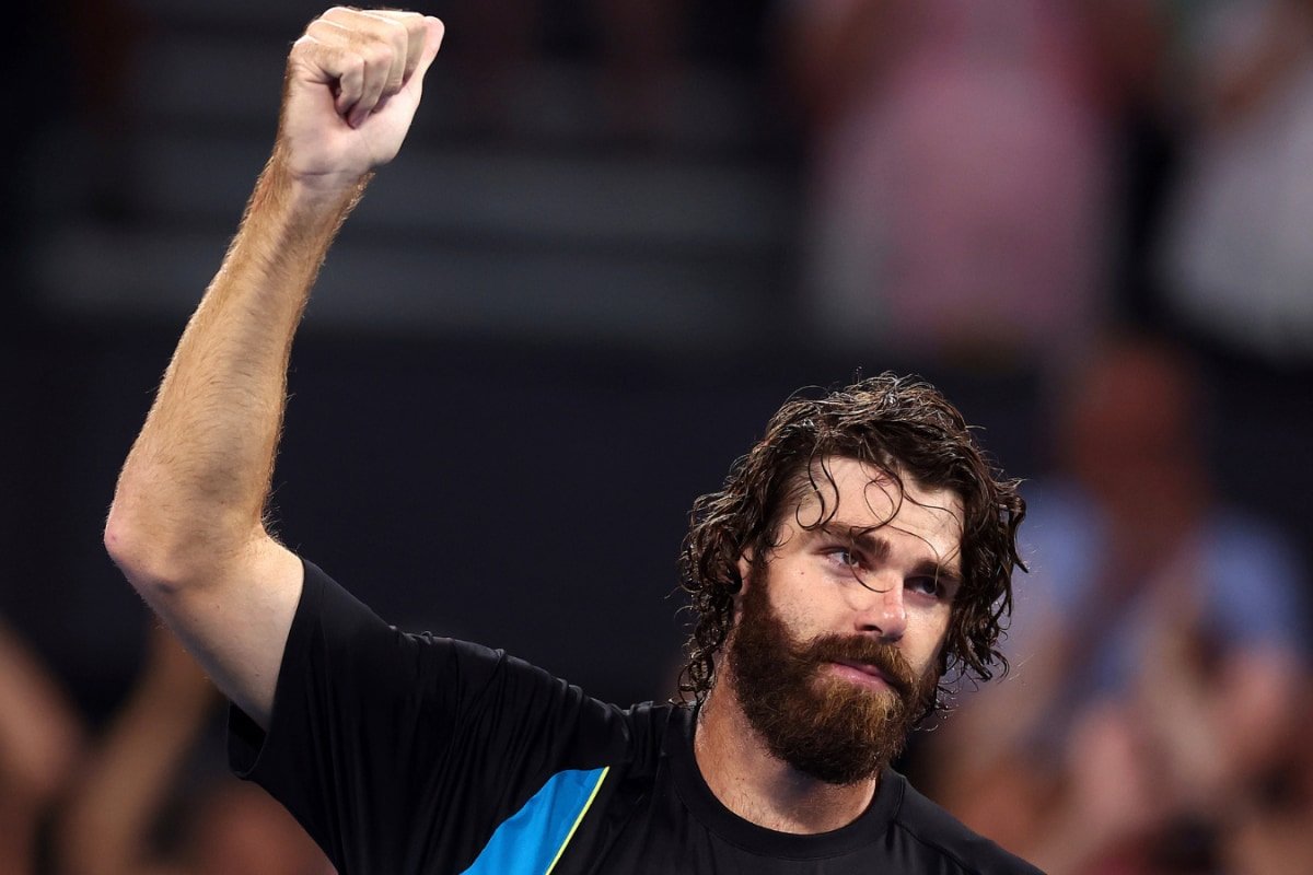 Reilly Opelka Takes Aim At Umpire After Point Penalty For Confronting Heckler