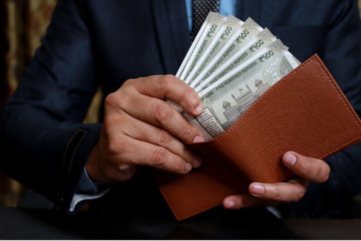 Want to Import From China And Earn In India? Expert Shares Profit-Driven Tips