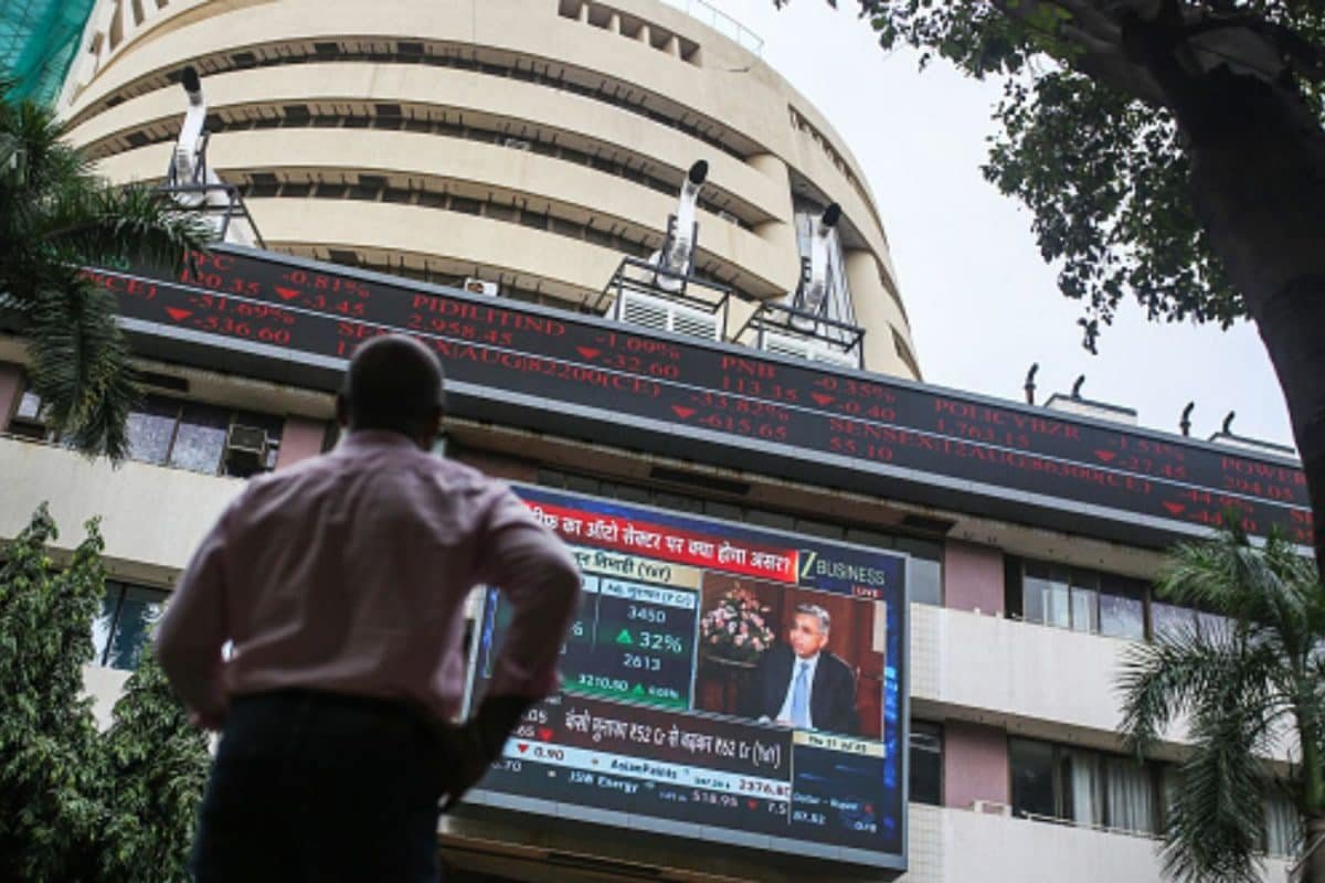 Sensex Ends 5-Day Winning Run, Settles 119 Points Lower, Nifty Below 25,100