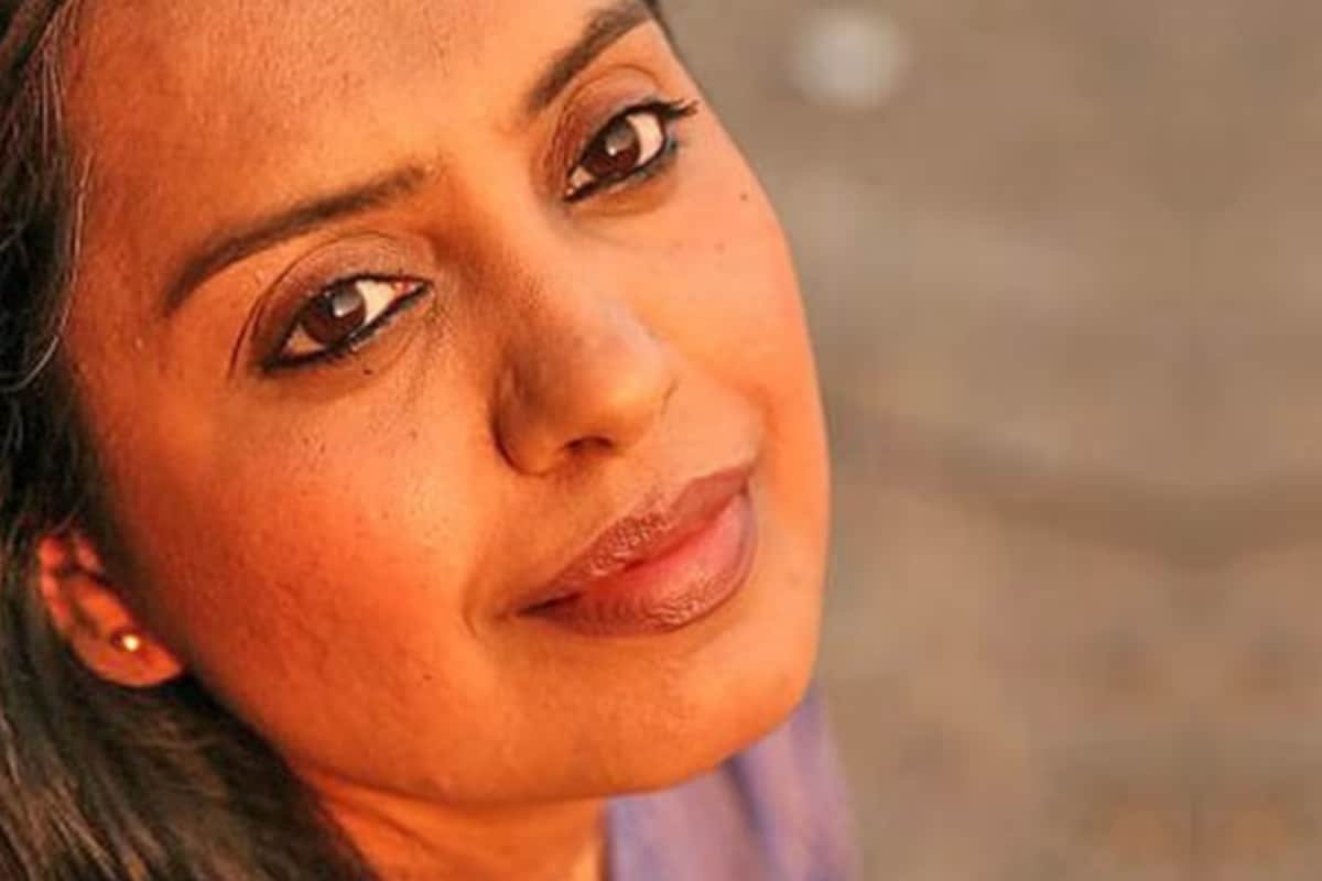 Poverty Forced Her Into Dance Bars And Prostitution. Now She Writes Bollywood Blockbusters