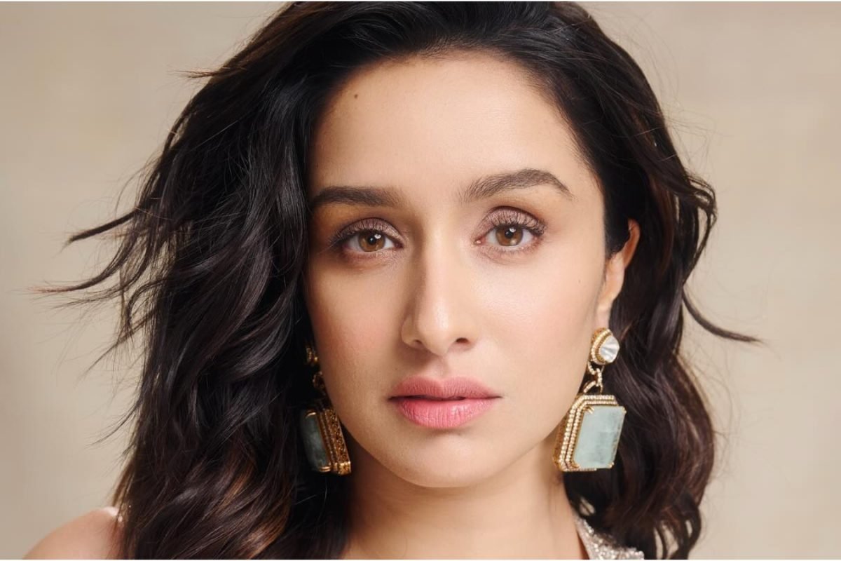 Shraddha Kapoor Walks Out Of Rahi Anil Barve’s Film? Director REACTS