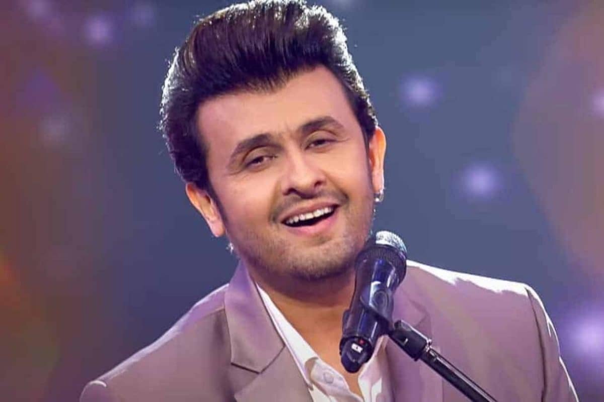 Sonu Nigam Loses Cool At Kolkata Concert, Asks Unruly Fans To Leave