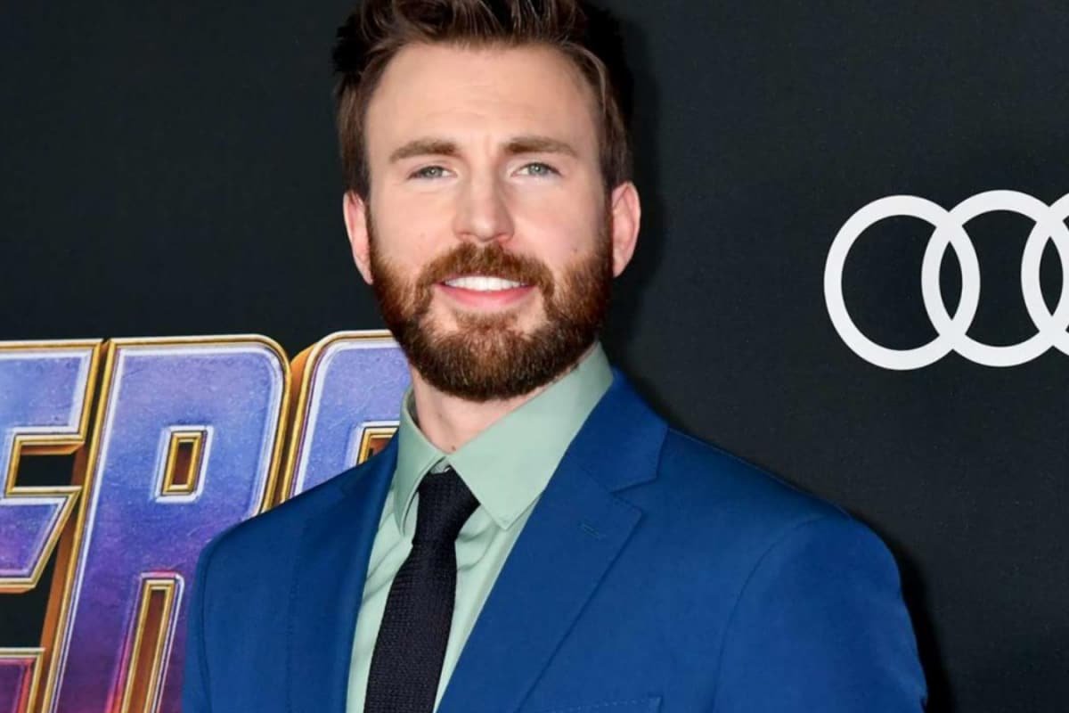 Chris Evans Declares Captain America Has ‘Happily Retired’