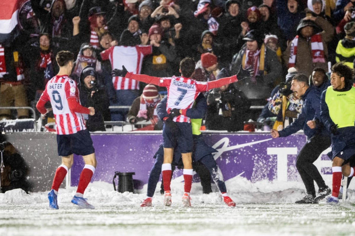 Watch: Bicycle Kick In A Blizzard & Keeper Shovelling Snow As Football In Canada Goes Viral