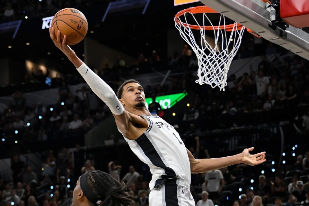 Alien Victor Wembanyama Scripts More NBA History! Spurs Star Becomes First Player EVER To...