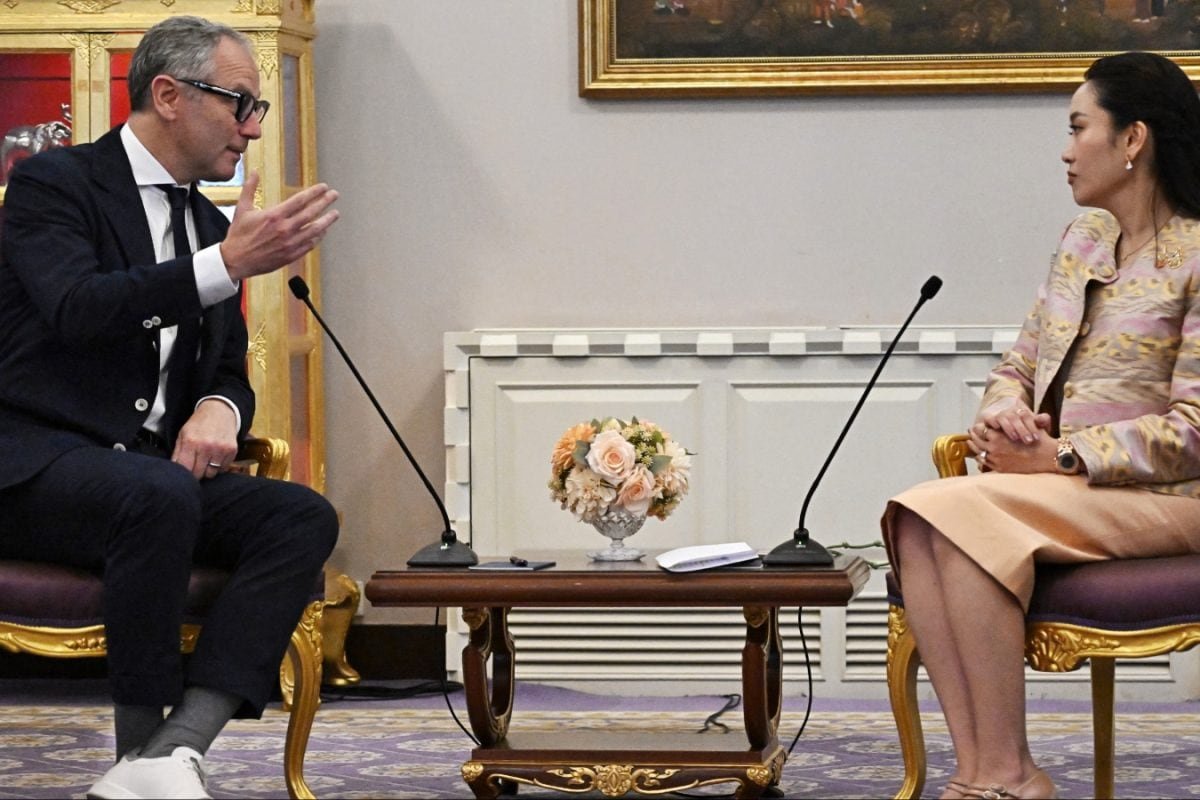 F1 Boss Stefano Domenicali Holds Talks With Thailand Prime Minister On Hosting Grand Prix