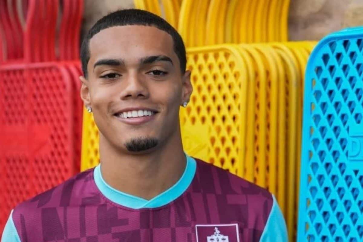 Ronaldinho’s Son Joao Mendes Set For Hull City Switch After Burnley Exit