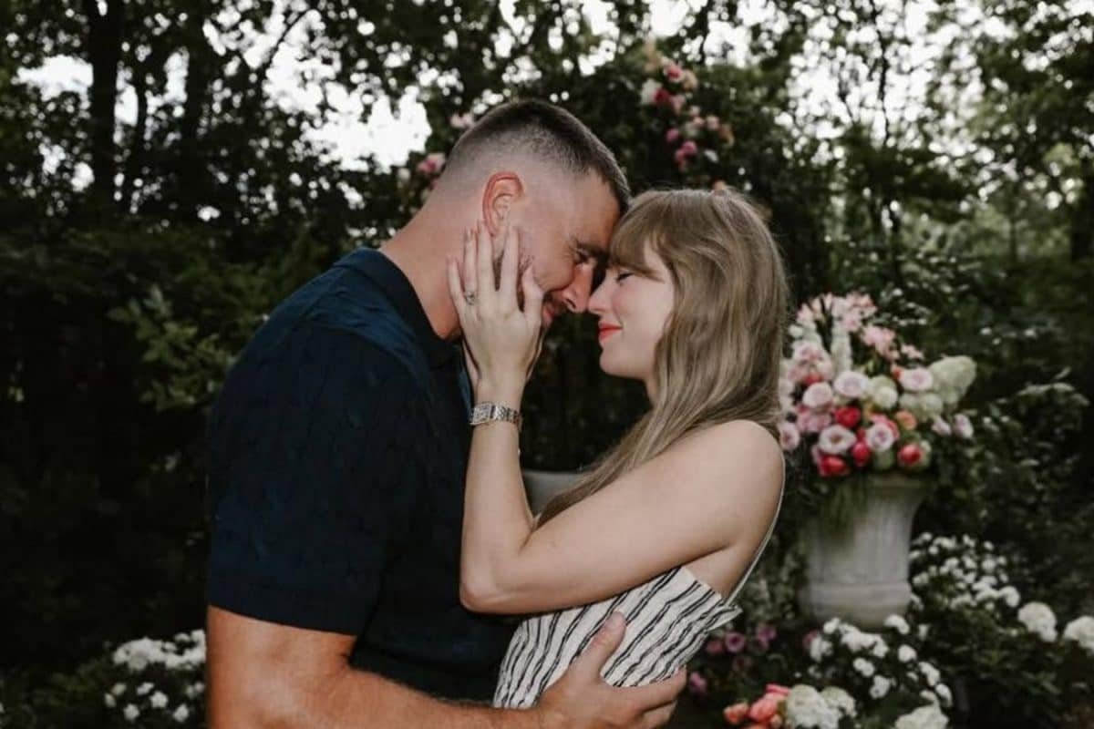 Timeline Of Your English Teacher Taylor Swift And Gym Teacher Travis Kelces Romance