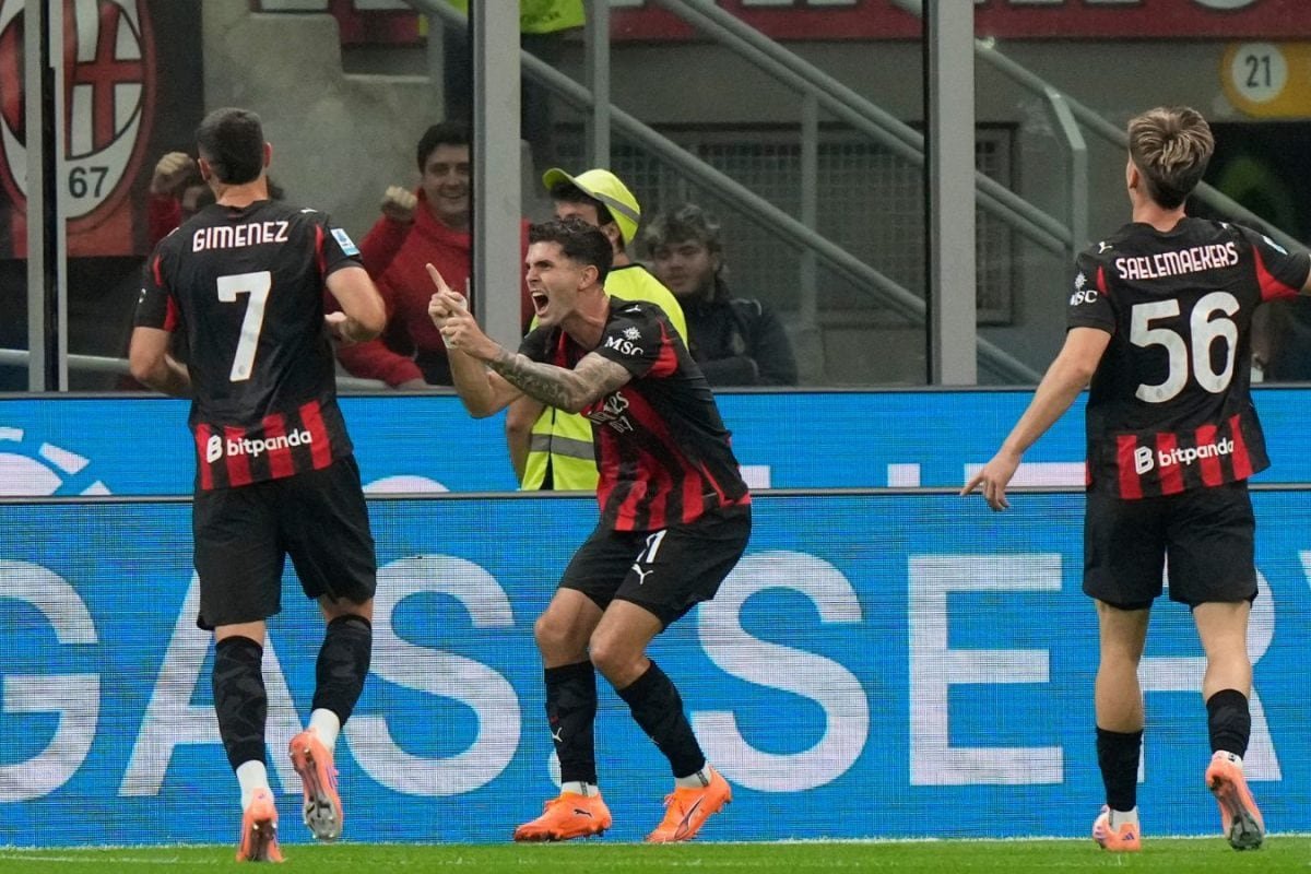 Serie A: Christian Pulisic Heroics Helps AC Milan Pip Holders Napoli