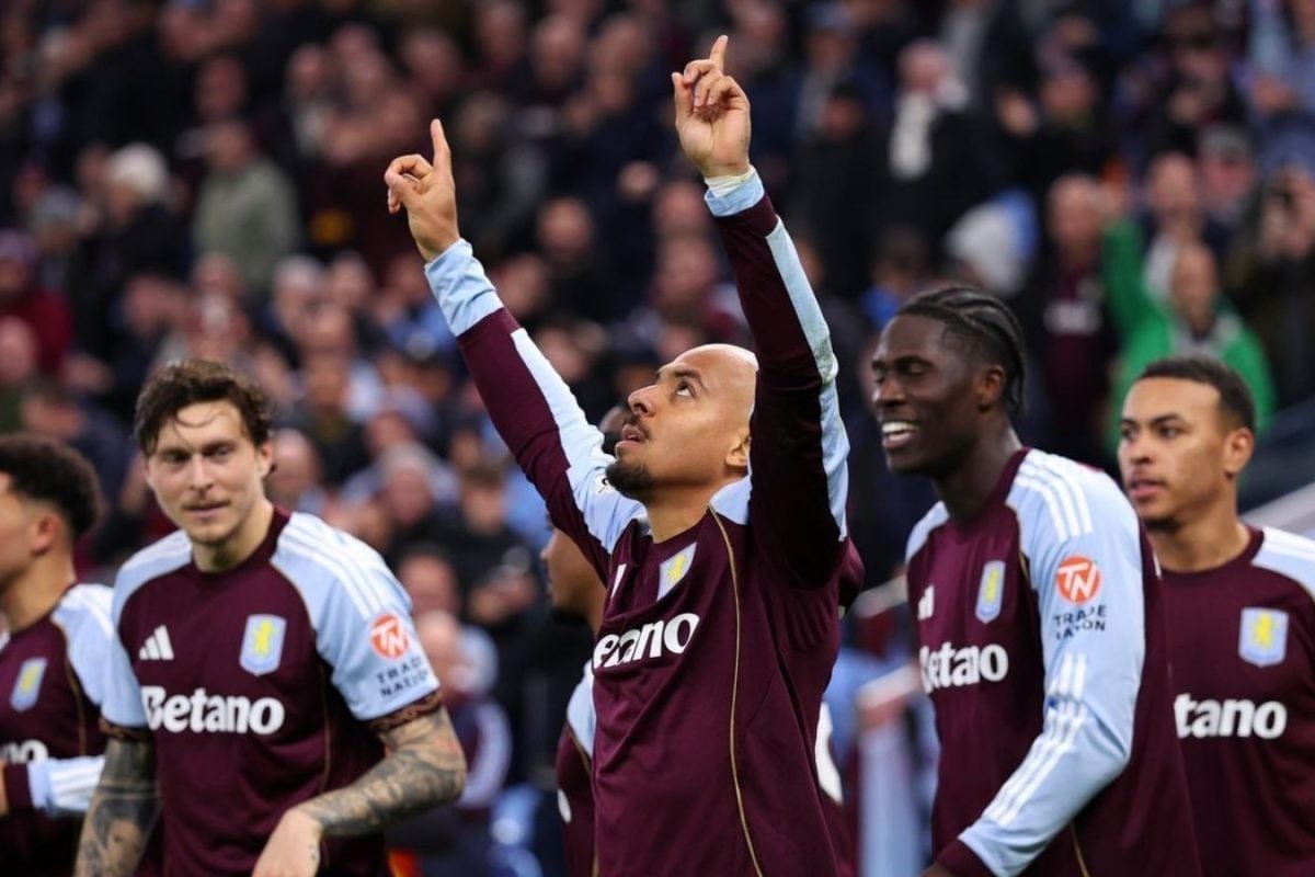 Dony At The Double! Aston Villa Trounce Young Boys At Villa Park In UEL Encounter