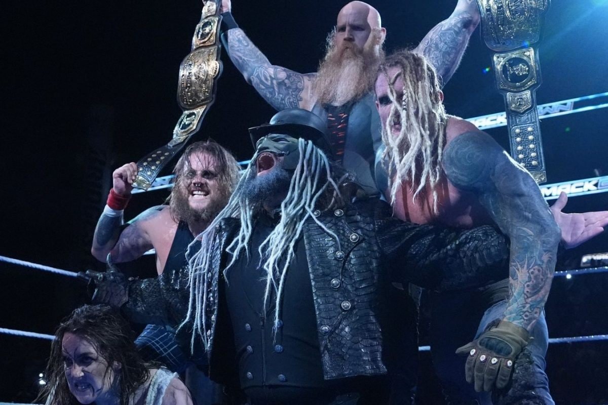 WWE SmackDown: Wyatt Sicks Strike Gold, Logan Paul Booed In Jelly Roll Segment