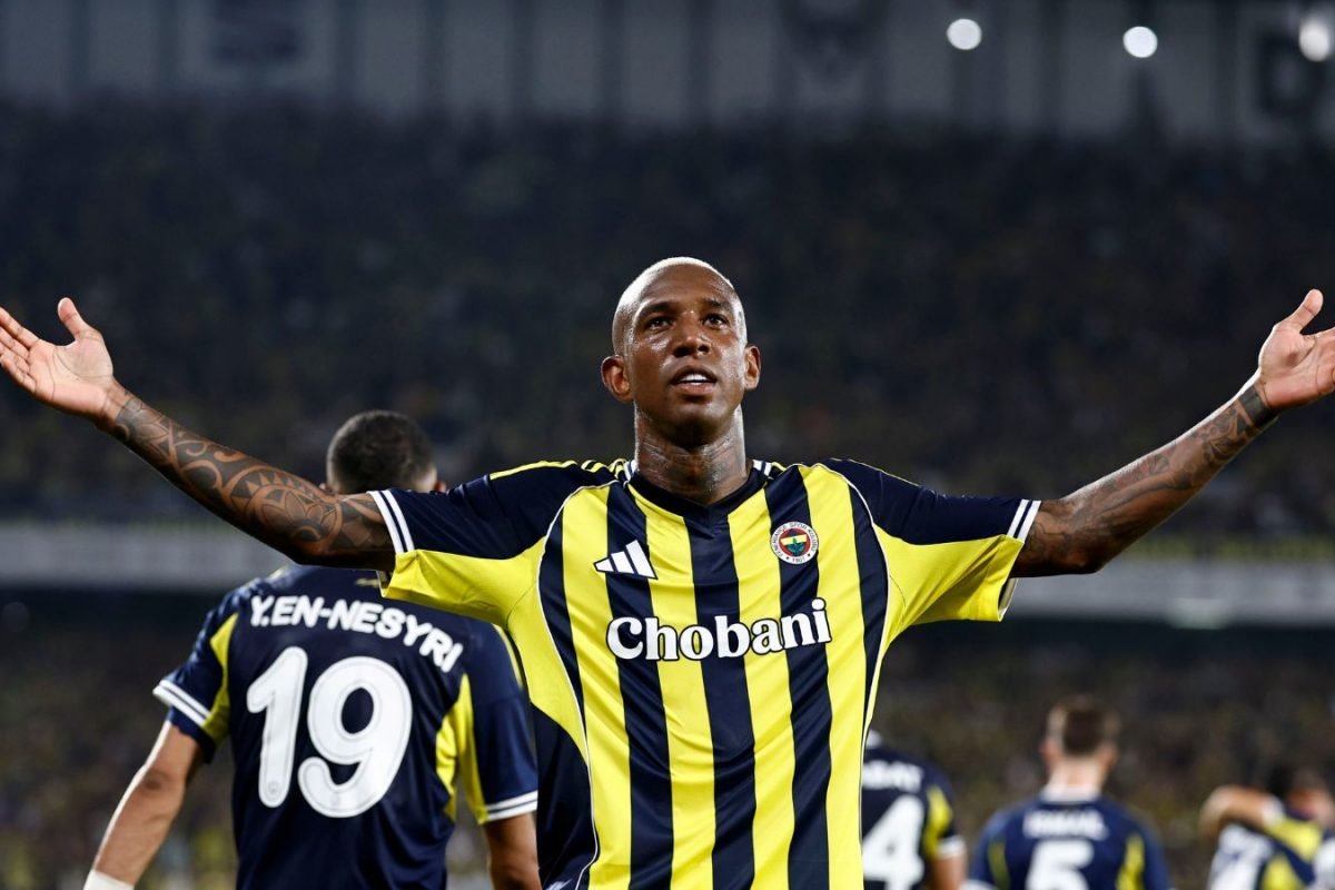 Fenerbahce Stun Feyenoord To Move Into UEFA Champions League Qualifying Play-Offs