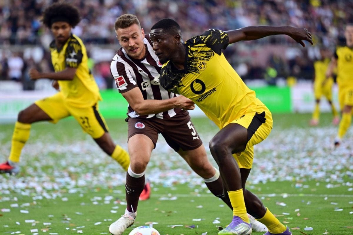 Bundesliga: Dortmund Stumble At St. Pauli, Eintracht Frankfurt Down Werder Bremen