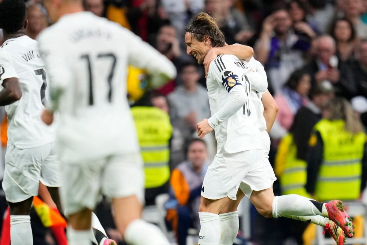La Liga: Real Madrid Beat Girona To Stay Hot On Heels Of Barcelona