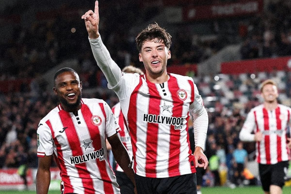 Londoners Brentford, Crystal Palace Survive Shoot-outs in League Cup; Grimsby Dream Run Continues