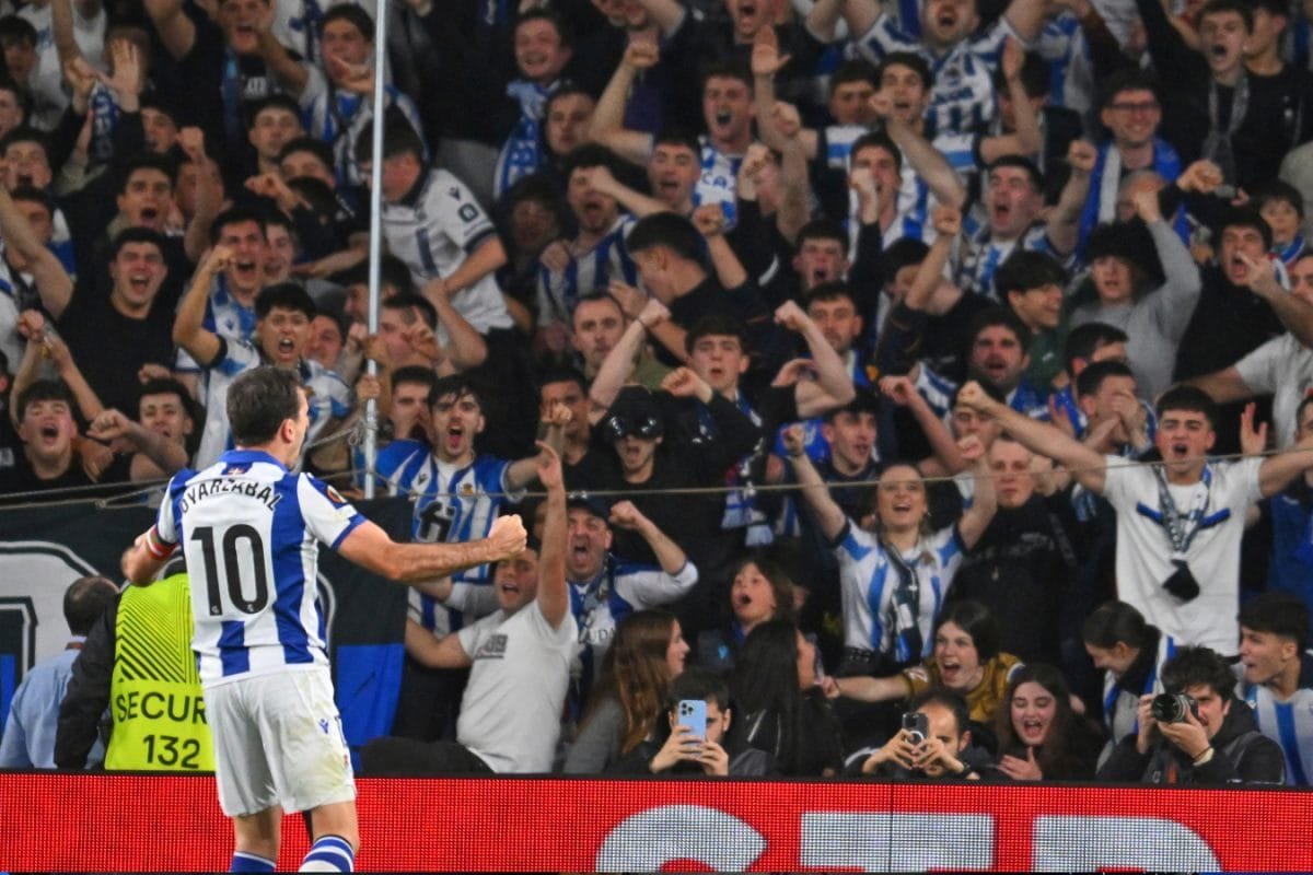 Oyarzabals Penalty Strike Restricts United To 1-1 Draw Vs Sociedad In Europa League