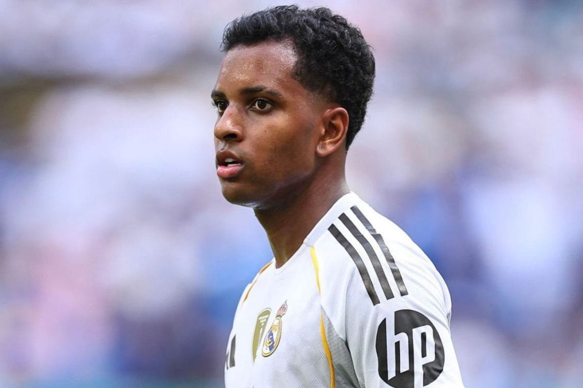 Liverpool Eyeing Rodrygo Amid Uncertainty Over Luis Diazs Future