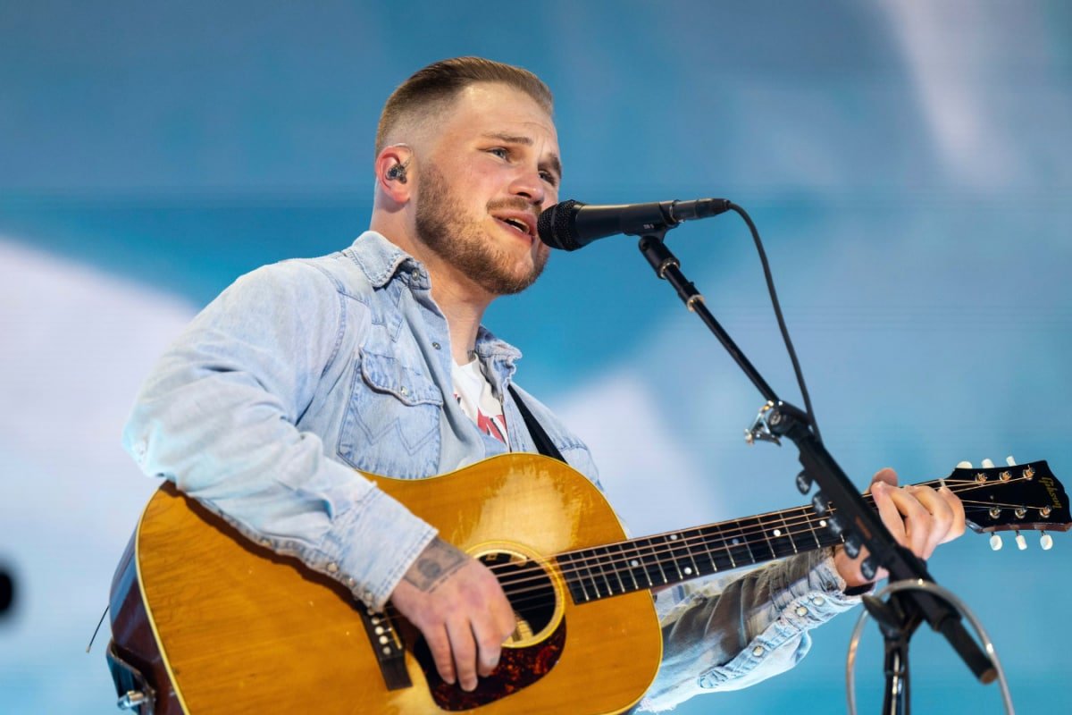 Caught On Camera: Zach Bryan Uses Homophobic Slur After Losing Pool Game At New York Bar