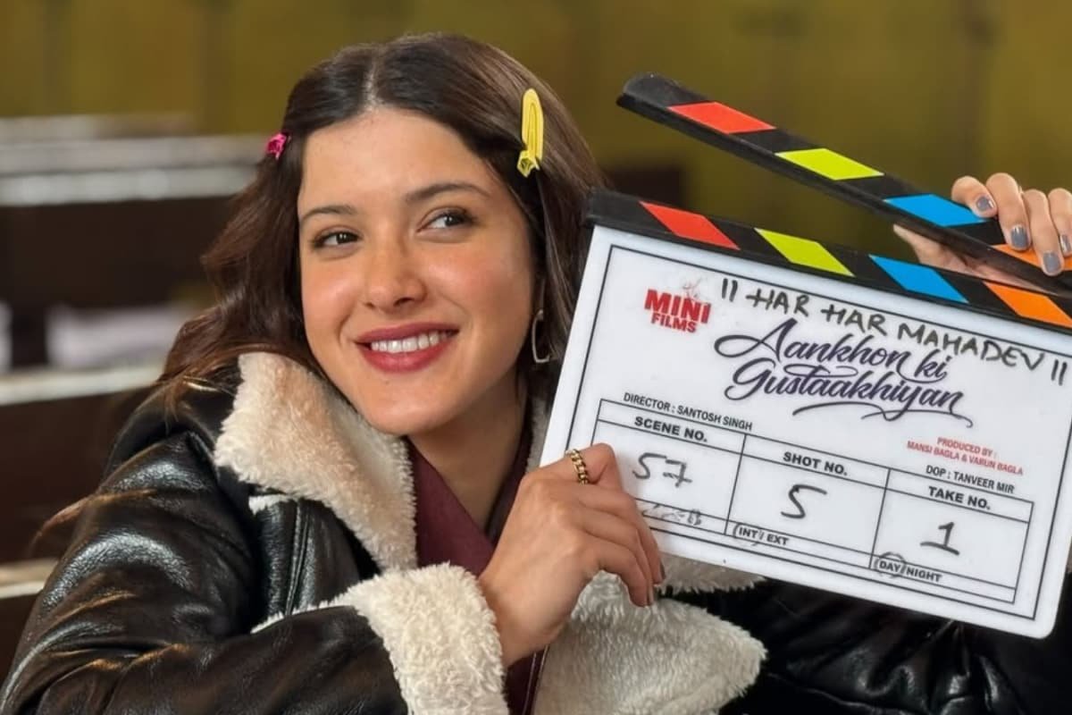 Shanaya Kapoor Calls Herself Grateful As She Wraps Aankhon Ki Gustaakhiyan Shoot In Baku | Photos