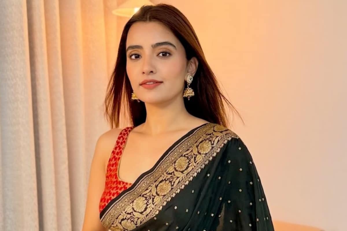 To Pose, My Choice: Actor Rukshar Dhillon Shares Bold Womens Day Post After Calling Out Paps