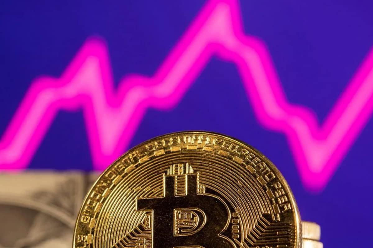 Bitcoin Reclaims $100,000 Psychological Mark, Up 37% In 1 Month, Why Is Cryptocurrency Rising?