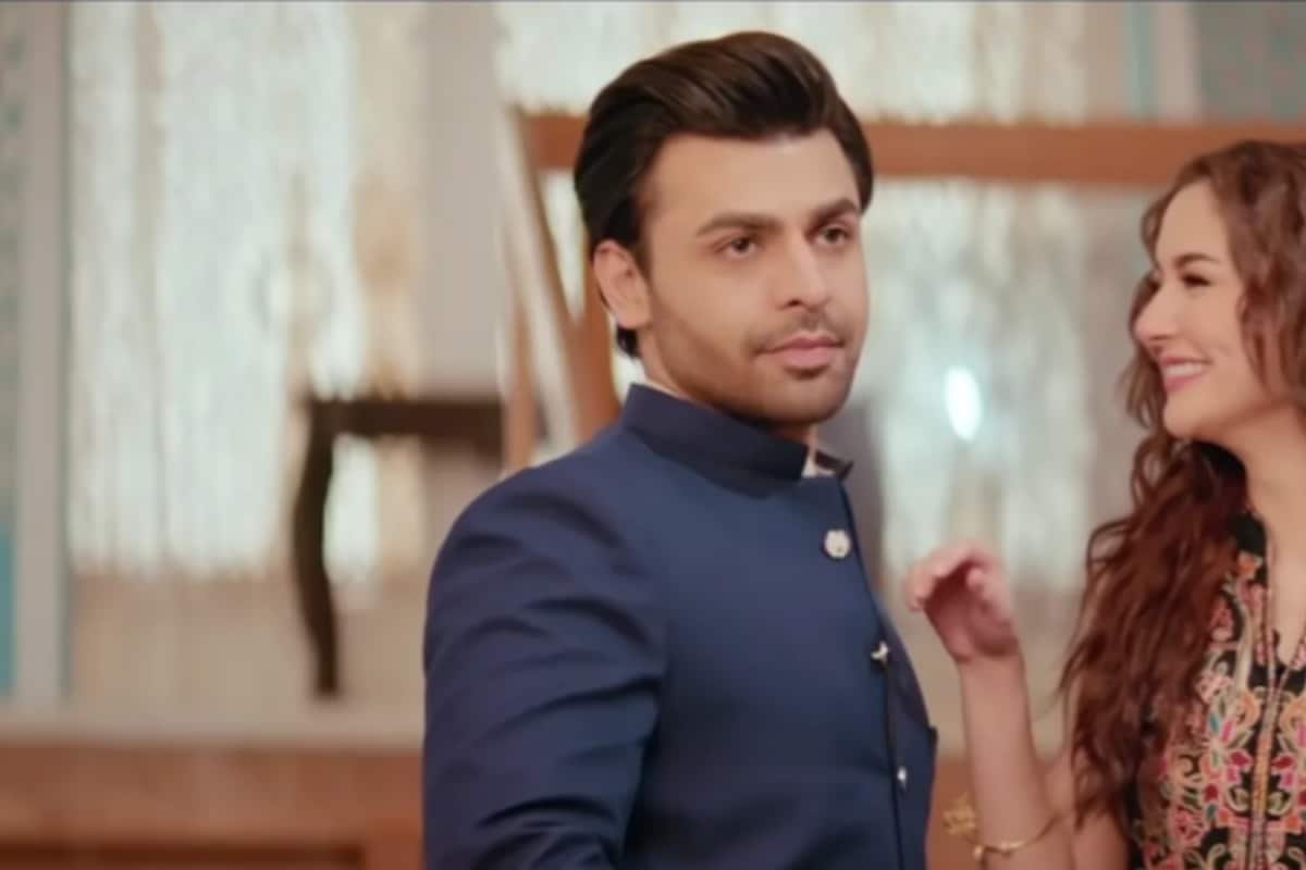 Hania Aamir And Farhan Saeed’s Hit Pakistani Drama Mere Humsafar Returns To Small Screen